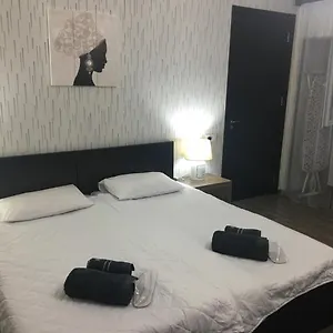 Апартаменты Tamara On Khandzteli Street